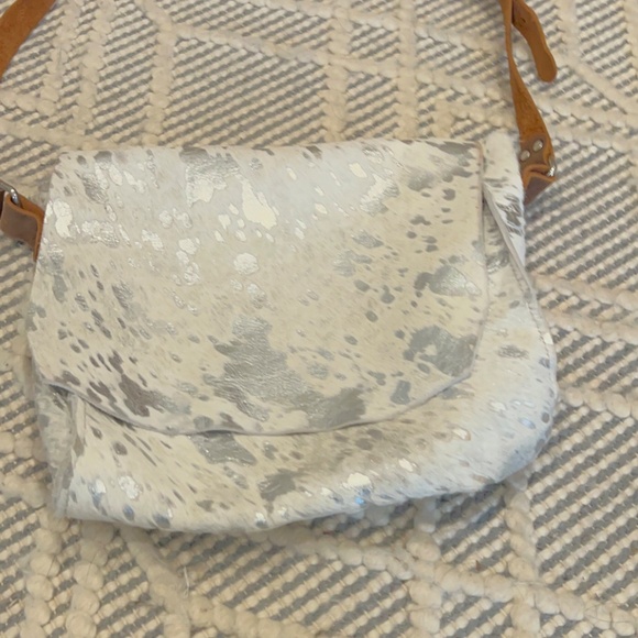 Purse - Picture 4 of 7